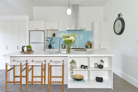 Photo of property in 18 Somerfield Street, Somerfield, Christchurch, 8024