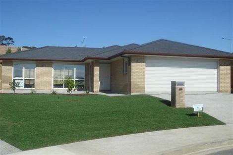 Photo of property in 20 Northbrook Close, Greenhithe, Auckland, 0632