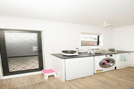 Photo of property in 52a Abiru Crescent, Favona, Auckland, 2024