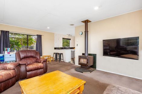 Photo of property in 14 Pukeko Street, Paraparaumu, 5032