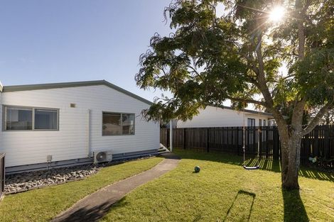 Photo of property in 13a Jasper Way, Papamoa Beach, Papamoa, 3118