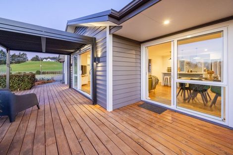 Photo of property in 372 Maharakeke Road, Waipukurau, 4281