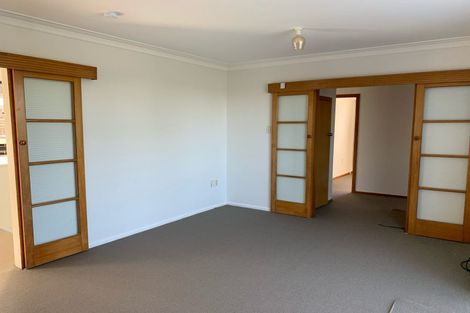 Photo of property in 41 Parrs Cross Road, Henderson, Auckland, 0612