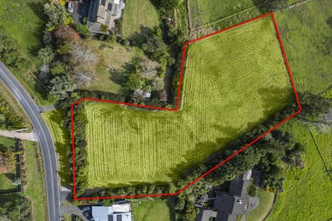 Photo of property in 13 Vaughans Road, Okura, Albany, 0792