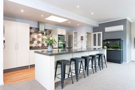 Photo of property in 15 Somerville Crescent, Aidanfield, Christchurch, 8025