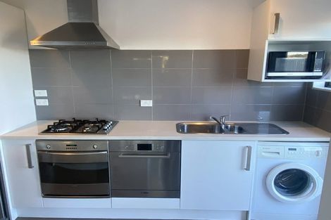 Photo of property in 94 Carlisle Road, Browns Bay, Auckland, 0632