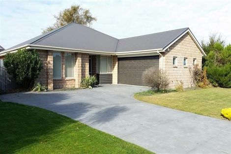 Photo of property in 14 Kohi Drive, Parklands, Christchurch, 8083