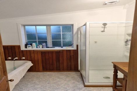 Photo of property in 27 Parrs Road, Hurworth, New Plymouth, 4371