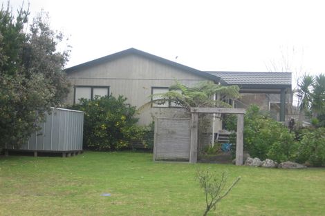 Photo of property in 103 Kowhai Avenue, Matarangi, Whitianga, 3592