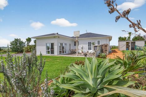 Photo of property in 89 Brown Road, Hakaru, Kaiwaka, 0573