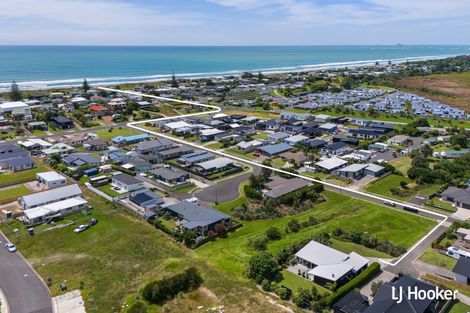 Photo of property in 22 Surfers Avenue, Waihi Beach, 3611