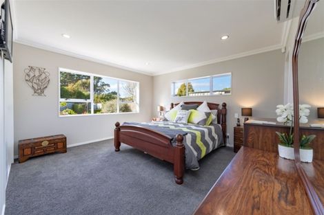 Photo of property in 313 Maungaraki Road, Maungaraki, Lower Hutt, 5010