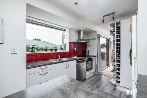 Photo of property in 74 Guadeloupe Crescent, Grenada Village, Wellington, 6037