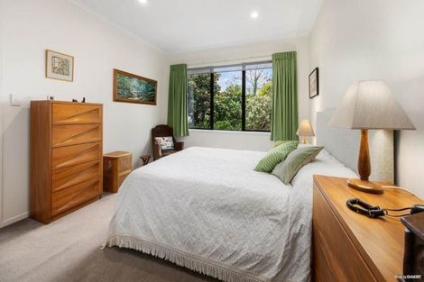 Photo of property in 4 Jelas Road, Red Beach, 0932