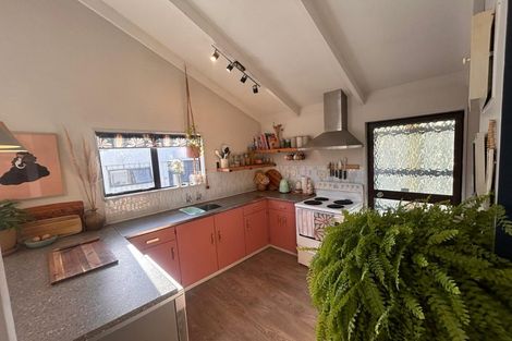 Photo of property in 34 Kiharoa Street, Otaki Beach, Otaki, 5512