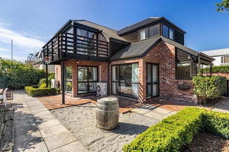 Photo of property in 1/28 Thornycroft Street, Fendalton, Christchurch, 8052