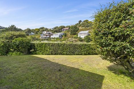 Photo of property in 2 Leveson Street, Strathmore Park, Wellington, 6022