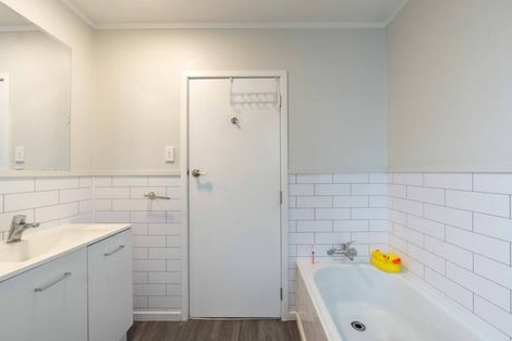 Photo of property in 109 Mount View Road, Melville, Hamilton, 3206