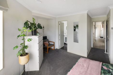 Photo of property in 6a Marjory Close, Broadmeadows, Wellington, 6035