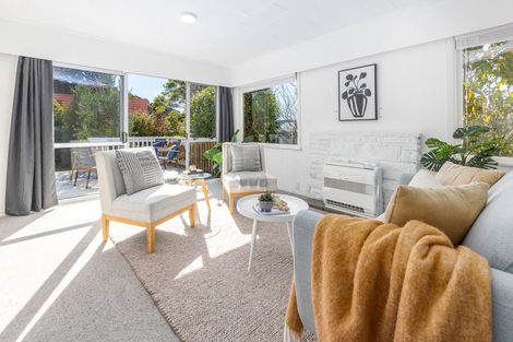 Photo of property in 22 Kaitawa Crescent, Paraparaumu, 5032