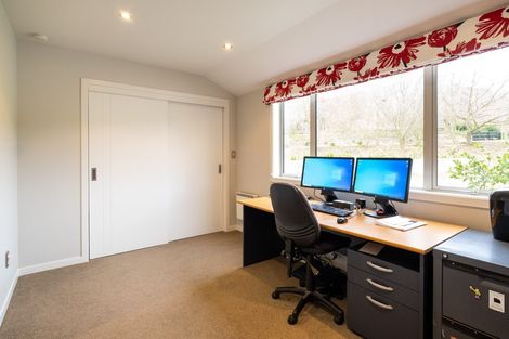 Photo of property in 43 Tauroa Valley Road, Havelock North, 4130