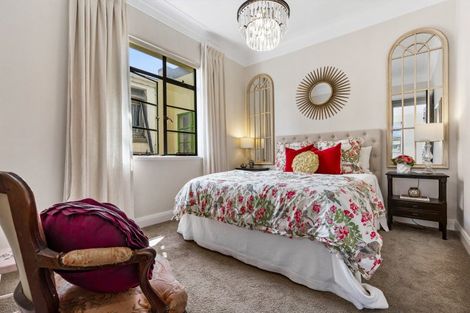 Photo of property in 10a Victoria Road, Devonport, Auckland, 0624