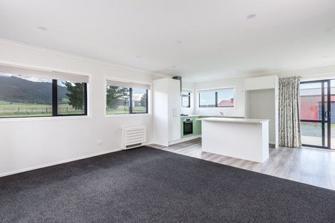 Photo of property in 370 Western Lake Road, Western Lake, Featherston, 5773