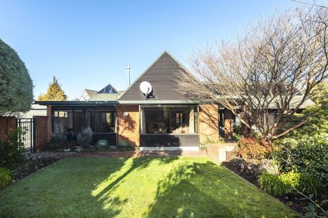 Photo of property in 9 Frith Place, Burnside, Christchurch, 8053