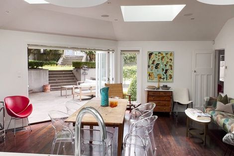 Photo of property in 15 Mallam Street, Karori, Wellington, 6012