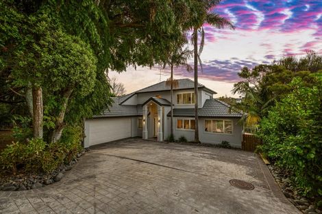 Photo of property in 34 Vermeer Place, West Harbour, Auckland, 0618