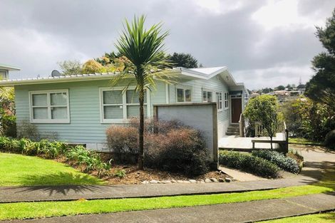 Photo of property in 18 Madison Place, Forrest Hill, Auckland, 0620