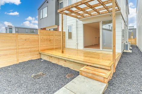 Photo of property in 16 Corporal Street, Papakura, 2110