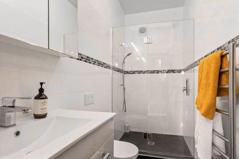 Photo of property in 13 Paisley Terrace, Karori, Wellington, 6012