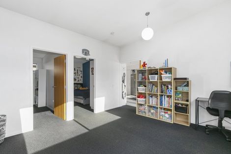 Photo of property in 35 Waikana Street, Broad Bay, Dunedin, 9014