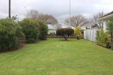 Photo of property in 660 Featherston Street, Roslyn, Palmerston North, 4414