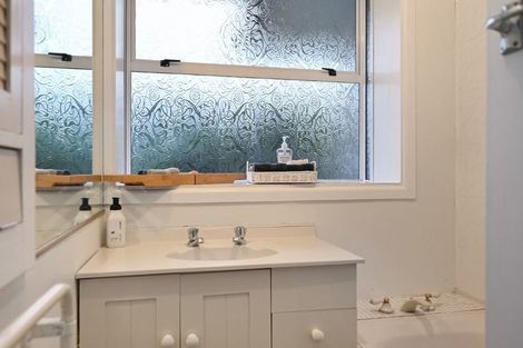 Photo of property in 14 Montana Avenue, Ilam, Christchurch, 8041