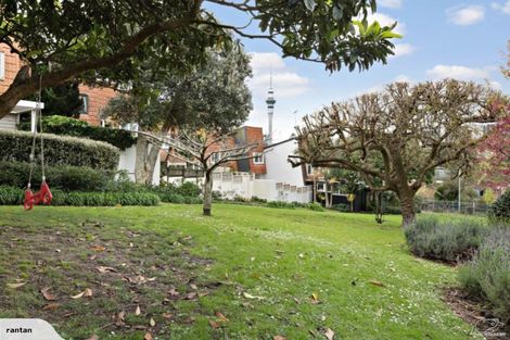 Photo of property in 9 Grattan Place, Freemans Bay, Auckland, 1011