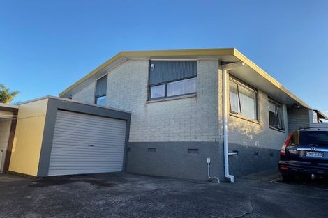 Photo of property in 2/83 Bramley Drive, Farm Cove, Auckland, 2012