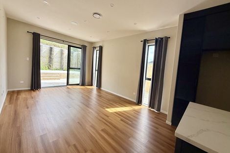 Photo of property in 34 Grand Ridge Avenue, Flat Bush, Auckland, 2019