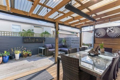 Photo of property in 37 Prince Albert Road, Saint Kilda, Dunedin, 9012