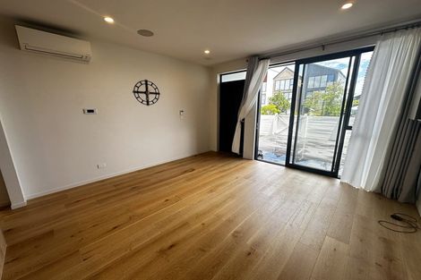 Photo of property in 25 Onekiritea Road, Hobsonville, Auckland, 0616