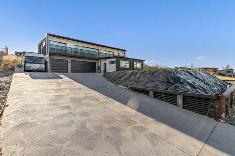 Photo of property in 59 Stratford Drive, Mount Pisa, Cromwell, 9383