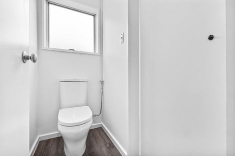 Photo of property in 70 Cutts Road, Russley, Christchurch, 8042