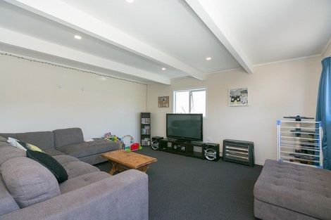 Photo of property in 46 Lismore Street, Merrilands, New Plymouth, 4312