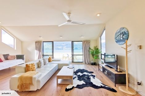 Photo of property in 13 Mckerrow Place, Sunshine Bay, Queenstown, 9300