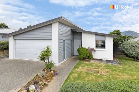 Photo of property in 38 Severn Street, Green Island, Dunedin, 9018