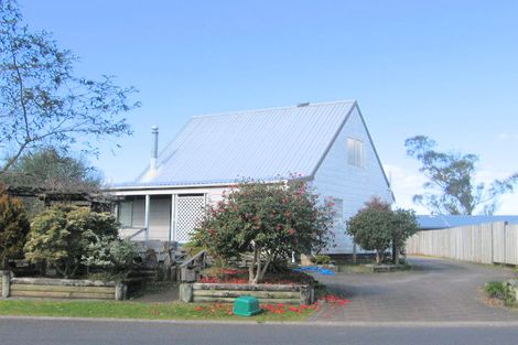 Photo of property in 153 Durrant Drive, Whangamata, 3620