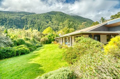 Photo of property in 3352 Ahaura-kopara Road, Totara Flat, 7871