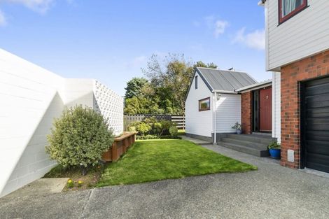 Photo of property in 11 Haast Close, Kelson, Lower Hutt, 5010