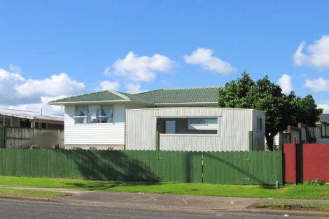 Photo of property in 44 Othello Drive, Clover Park, Auckland, 2023